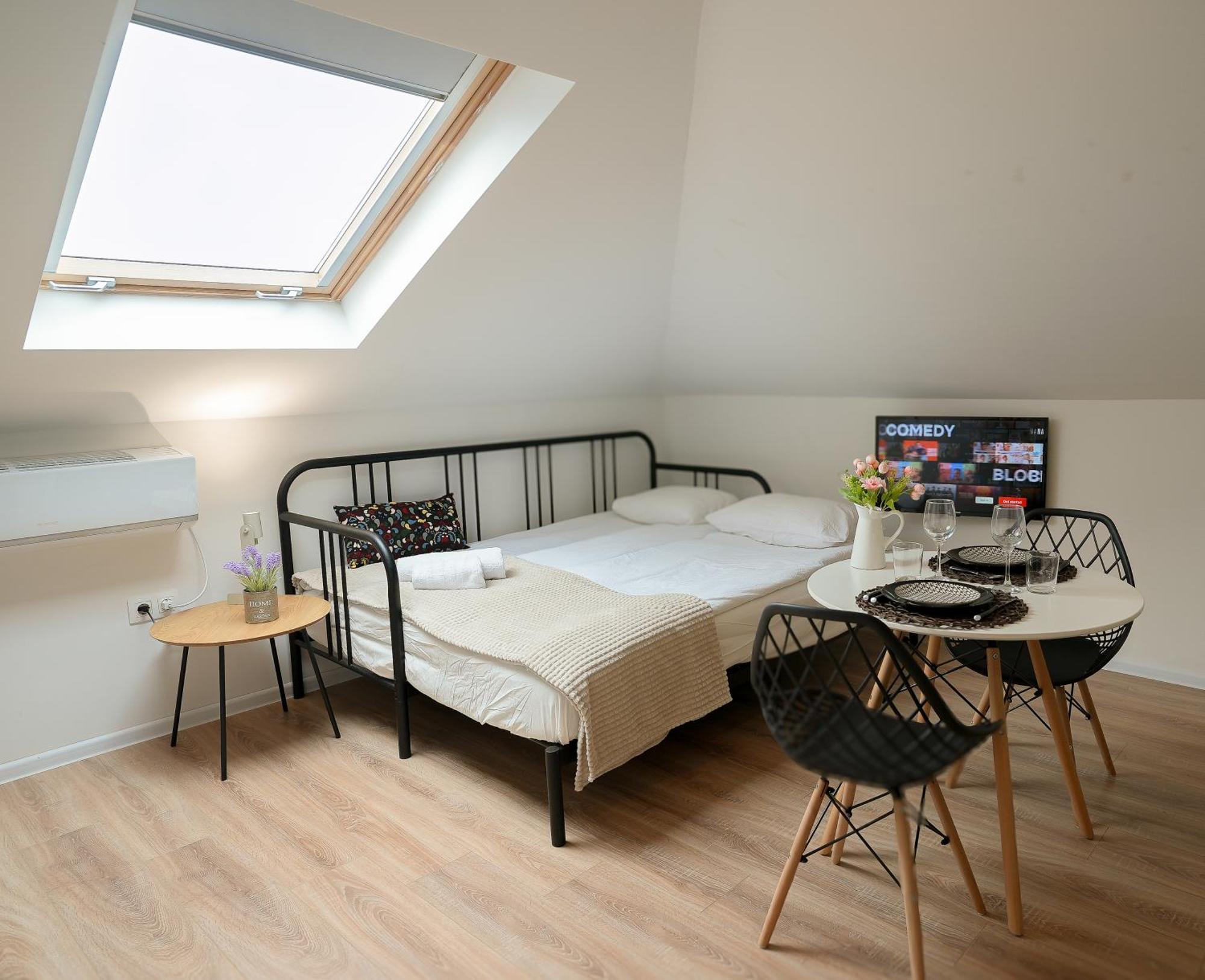 Lily'S Studio 1 By Bulgarentals - Central Sofia Exterior foto